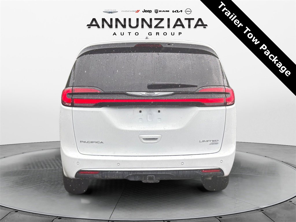 Used 2023 Chrysler Pacifica Limited w/ Trailer Tow Group image 4