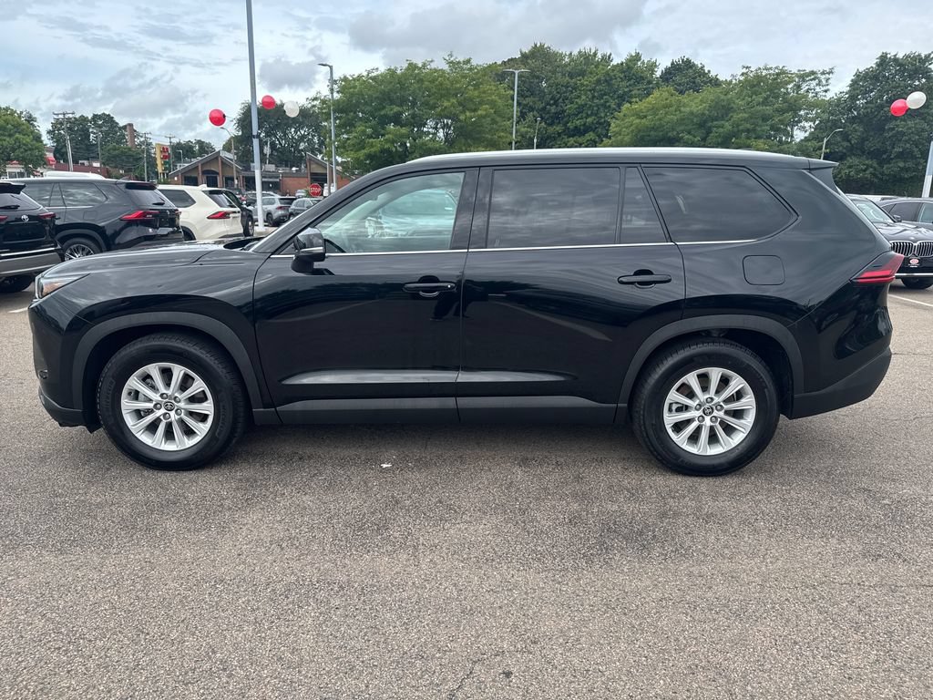 Used 2026 Toyota Grand Highlander AWD image 4
