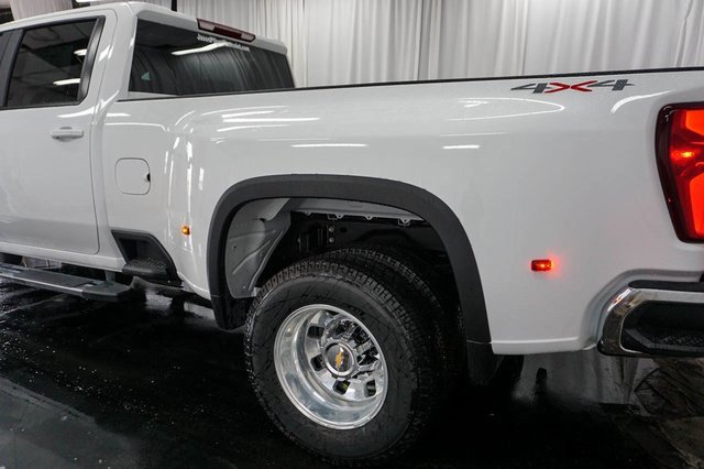 New 2026 Chevrolet Silverado 3500 LT image 7