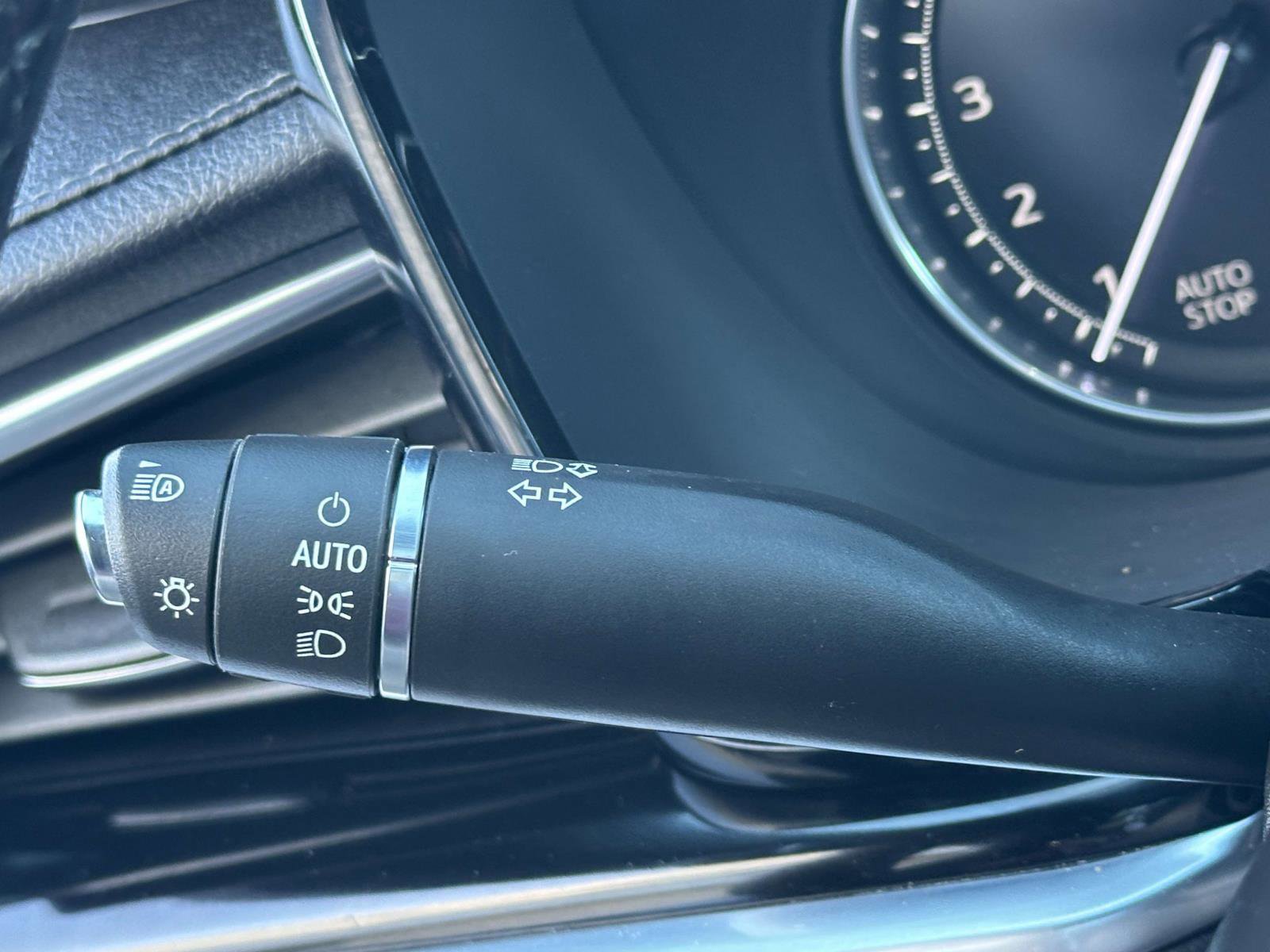 Used 2022 Cadillac XT6 Premium Luxury image 22