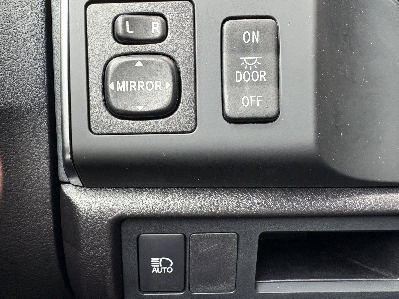 Used 2021 Toyota Sequoia TRD Sport w/ TRD Sport Premium Package AWD/4WD image 25