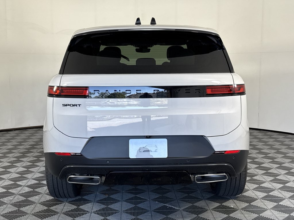 New 2027 Land Rover Range Rover Sport SE AWD/4WD image 6