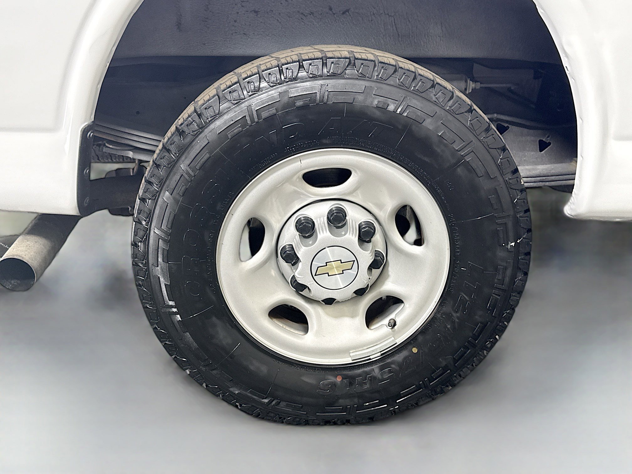 Used 2022 Chevrolet Express 2500 w/ Driver Convenience Package image 30