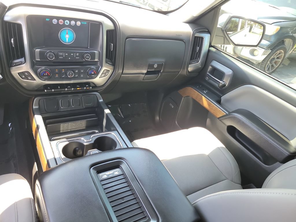 Used 2018 Chevrolet Silverado 1500 LTZ w/ Sport Package AWD/4WD image 28