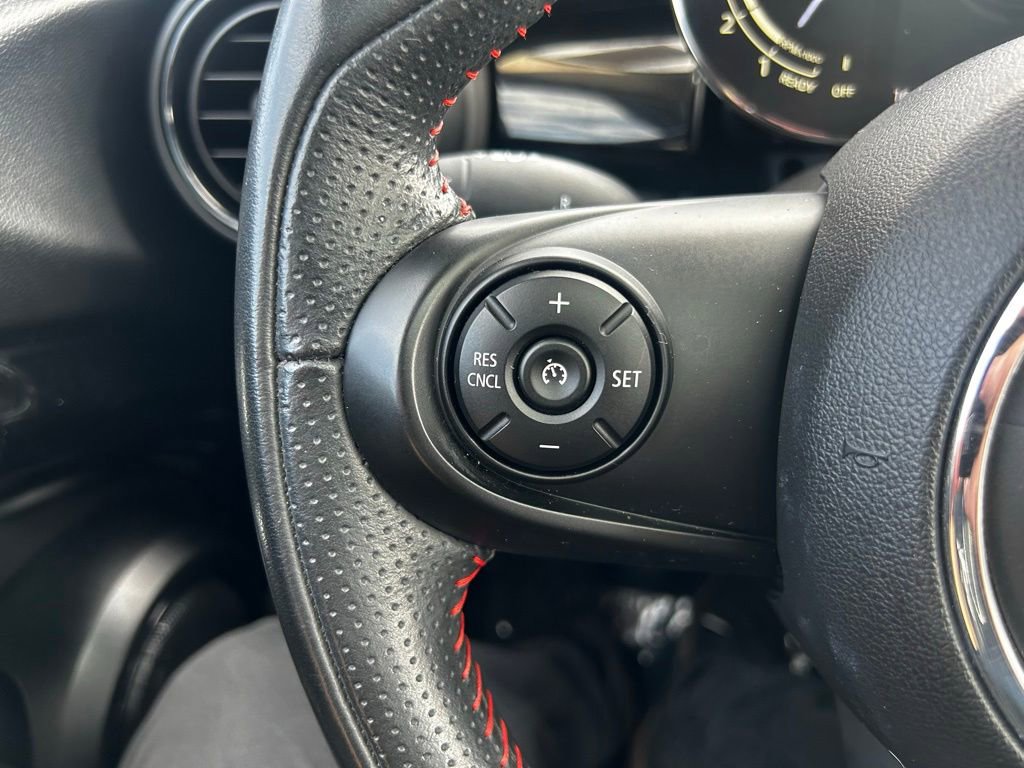 Used 2021 MINI Cooper S w/ Coral Red Edition FWD image 16