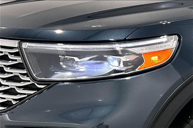Used 2022 Ford Explorer Platinum w/ Technology Package image 34