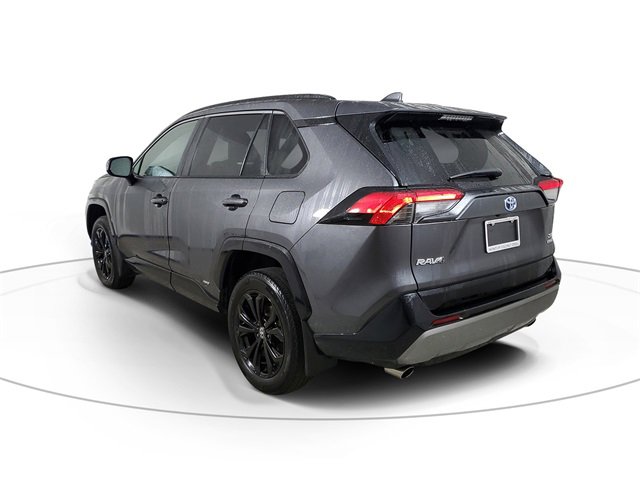 Used 2024 Toyota RAV4 SE image 4