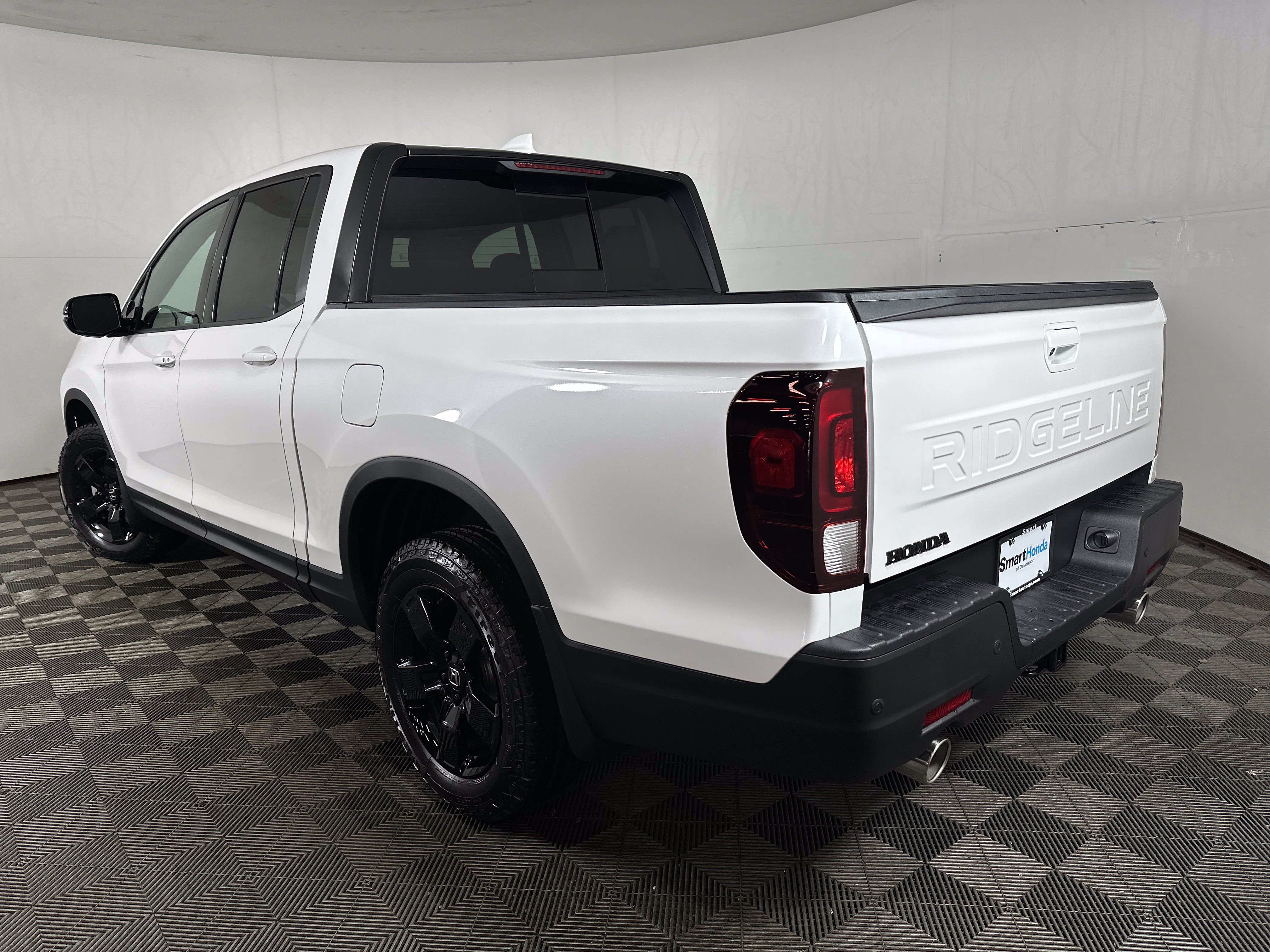 New 2026 Honda Ridgeline Black Edition image 5