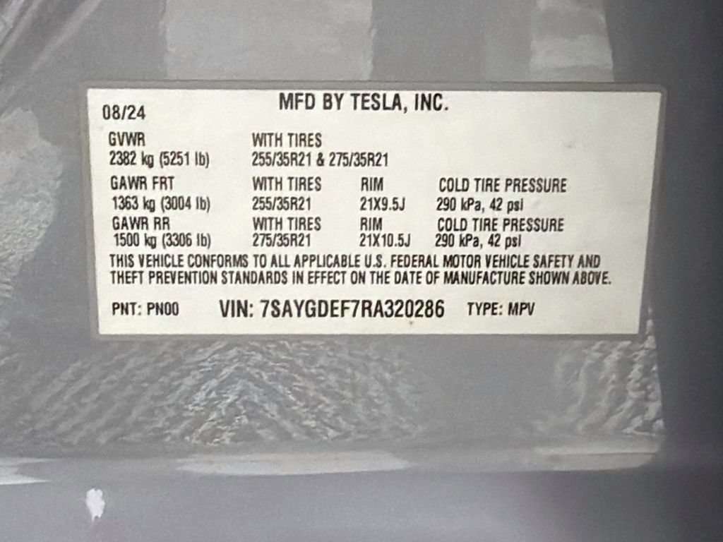Used 2024 Tesla Model Y Performance AWD/4WD image 32