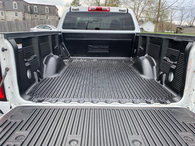 Used 2020 Chevrolet Colorado LT w/ Safety Package image 24