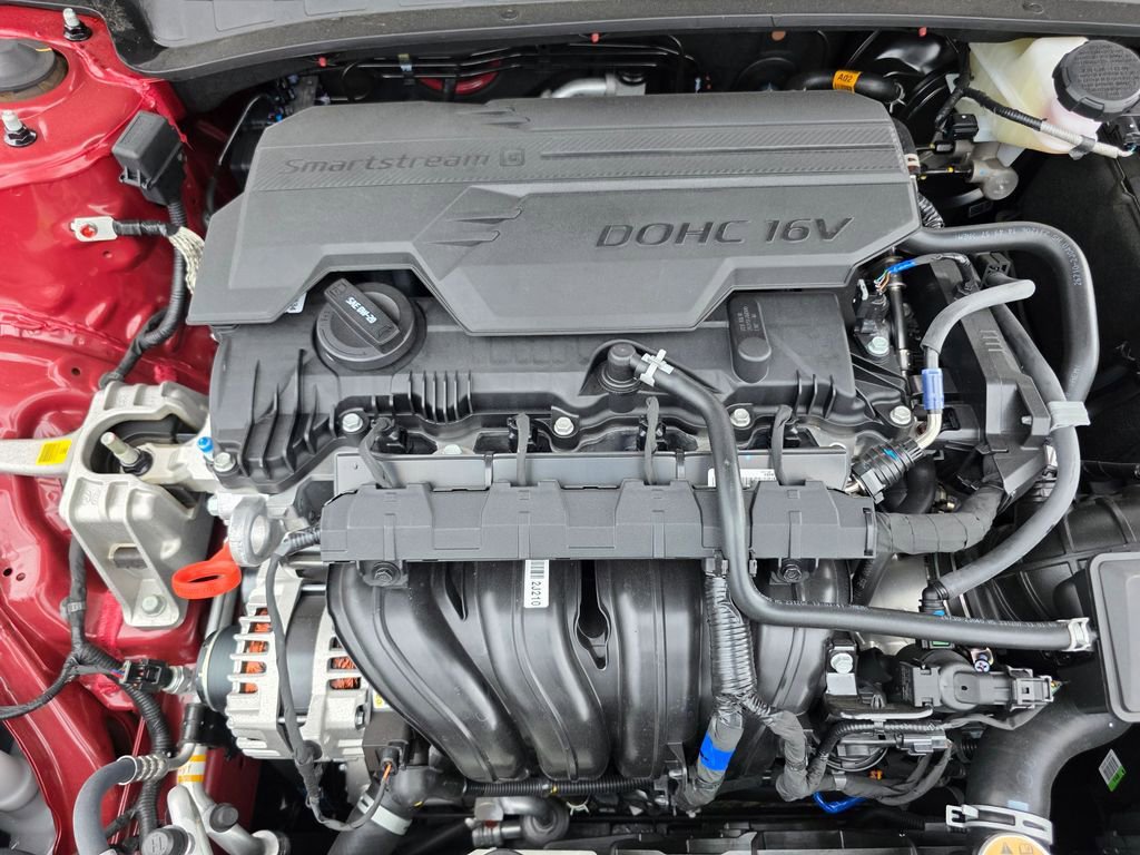 Used 2024 Hyundai Elantra SE image 10