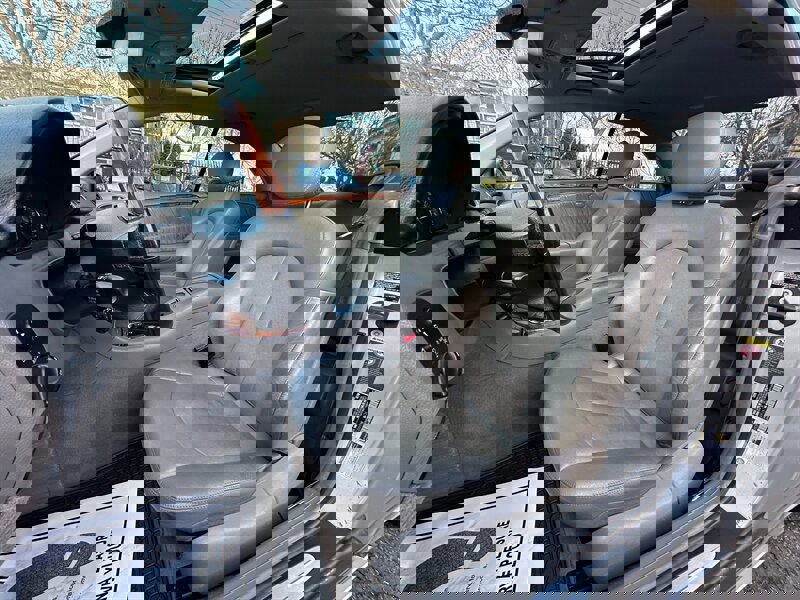 Used 2009 Mercedes-Benz CLK 350 Coupe image 12