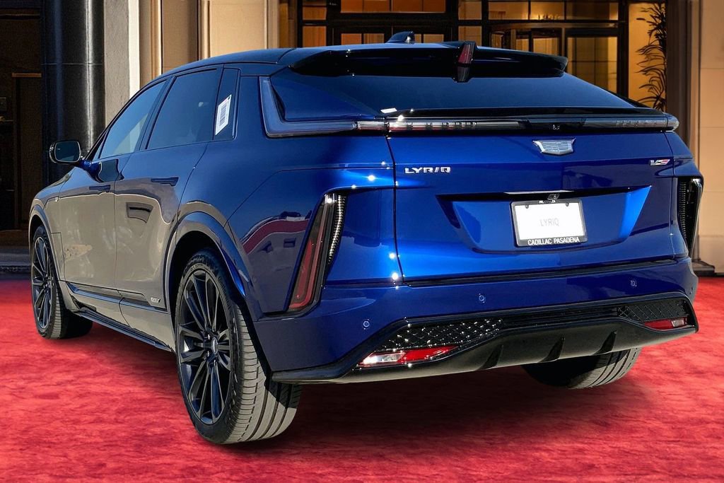 New 2026 Cadillac Lyriq V image 4