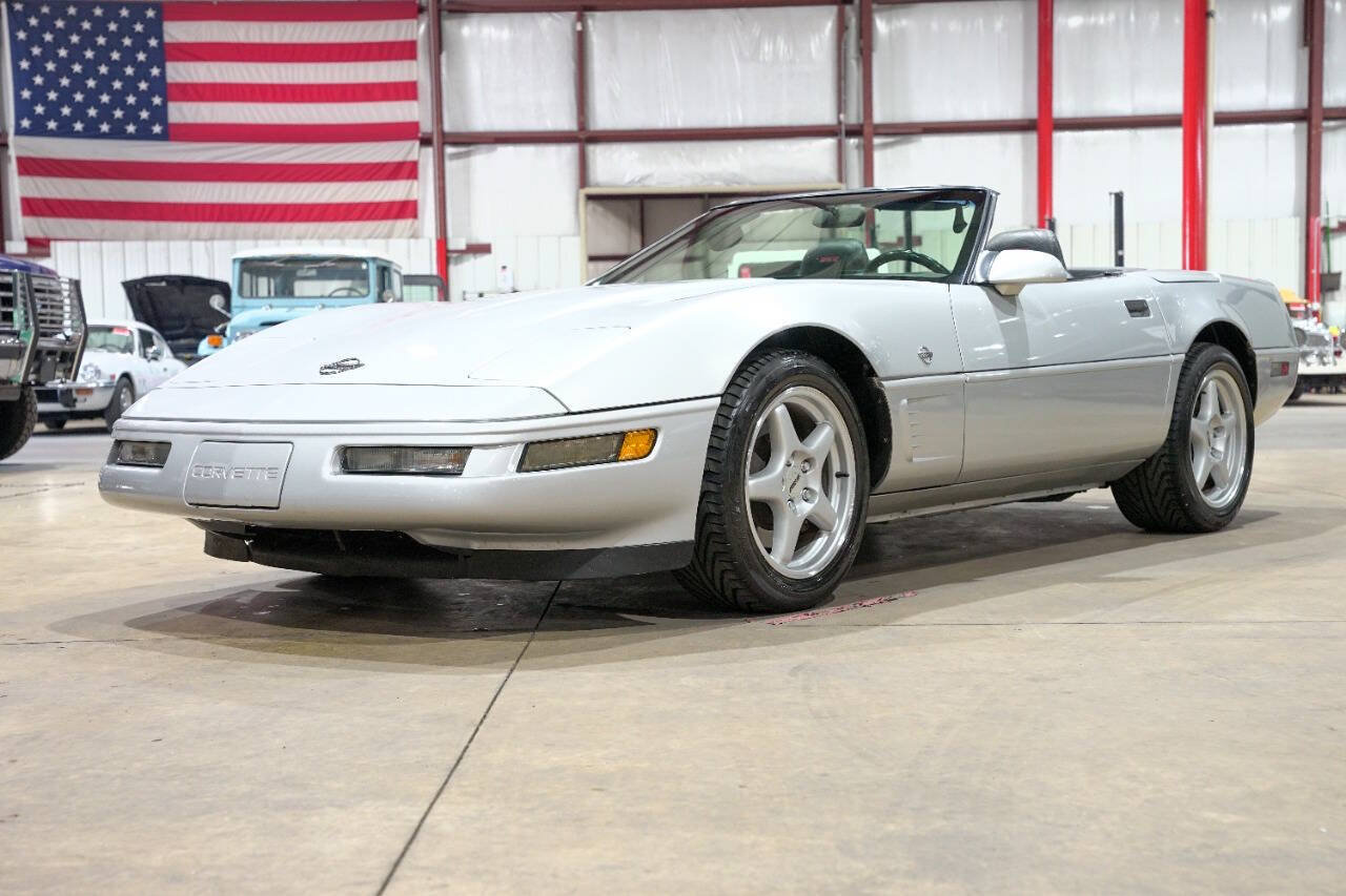 Used 1996 Chevrolet Corvette Convertible RWD image 1
