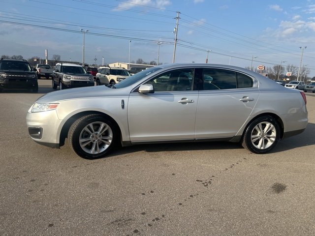 Used 2011 Lincoln MKS image 22