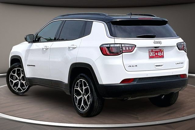Used 2025 Jeep Compass Limited AWD/4WD image 11