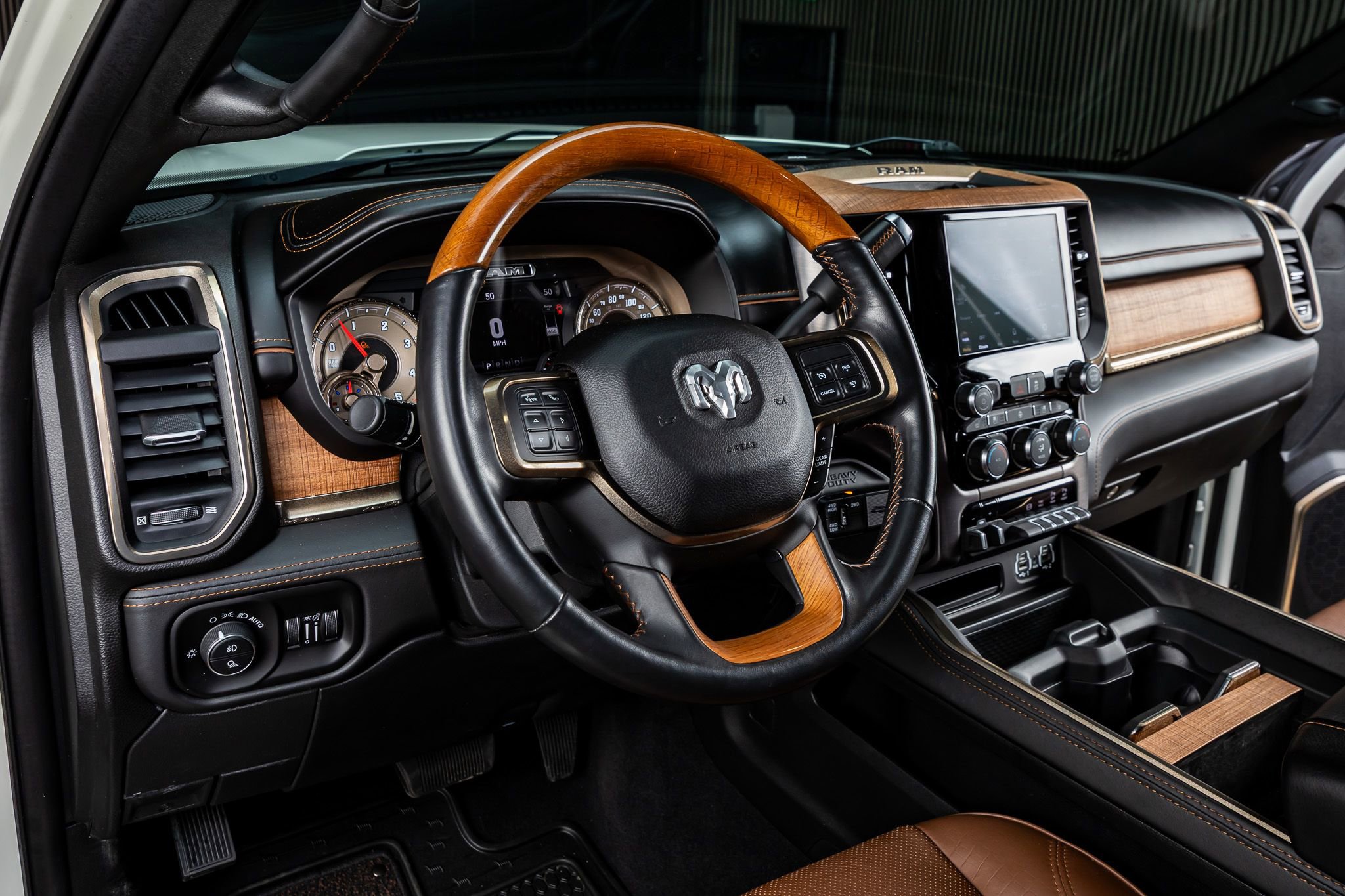 Used 2020 RAM 3500 Limited image 17