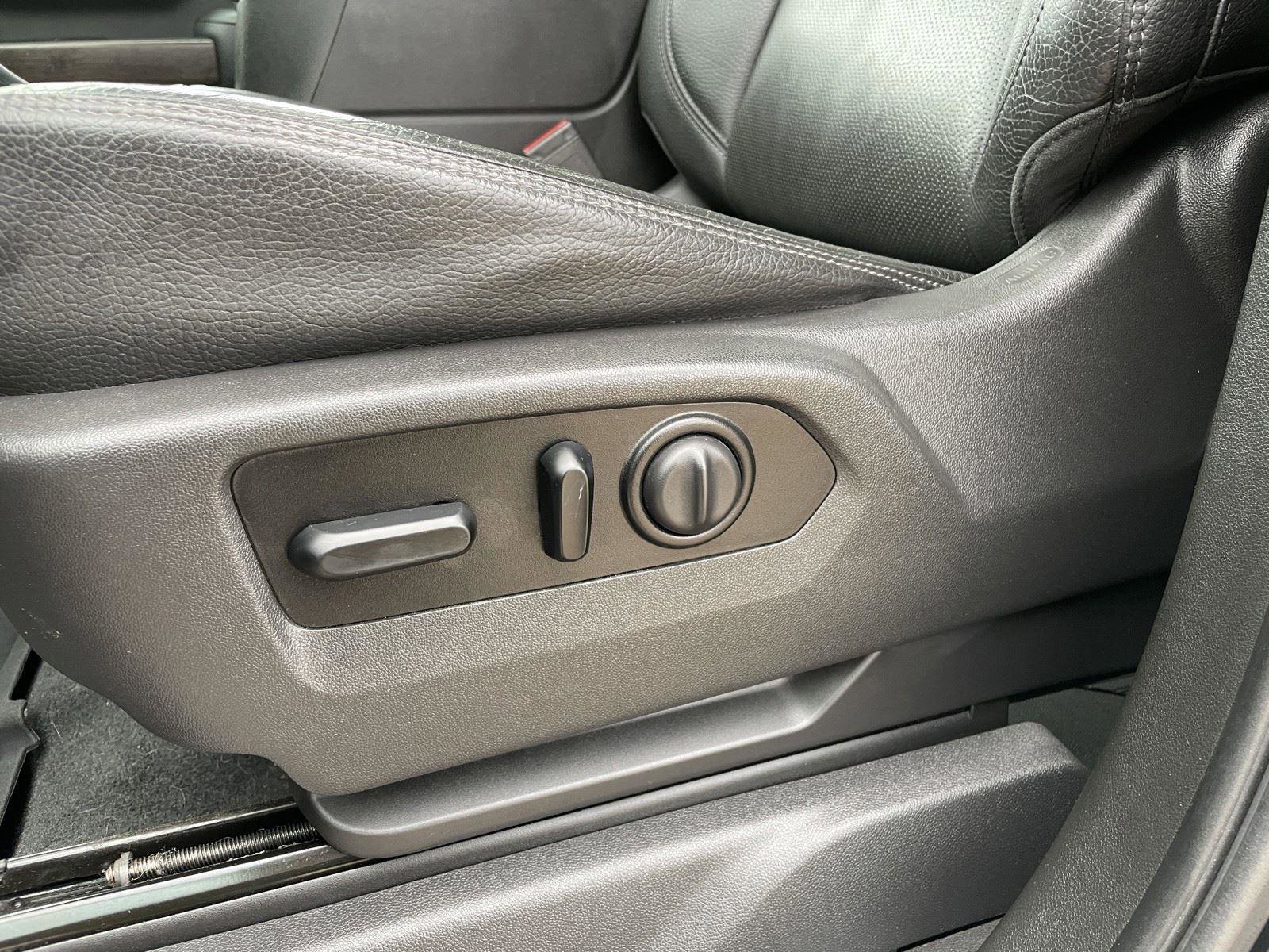 Used 2021 GMC Sierra 2500 Denali w/ Denali Ultimate Package AWD/4WD image 12