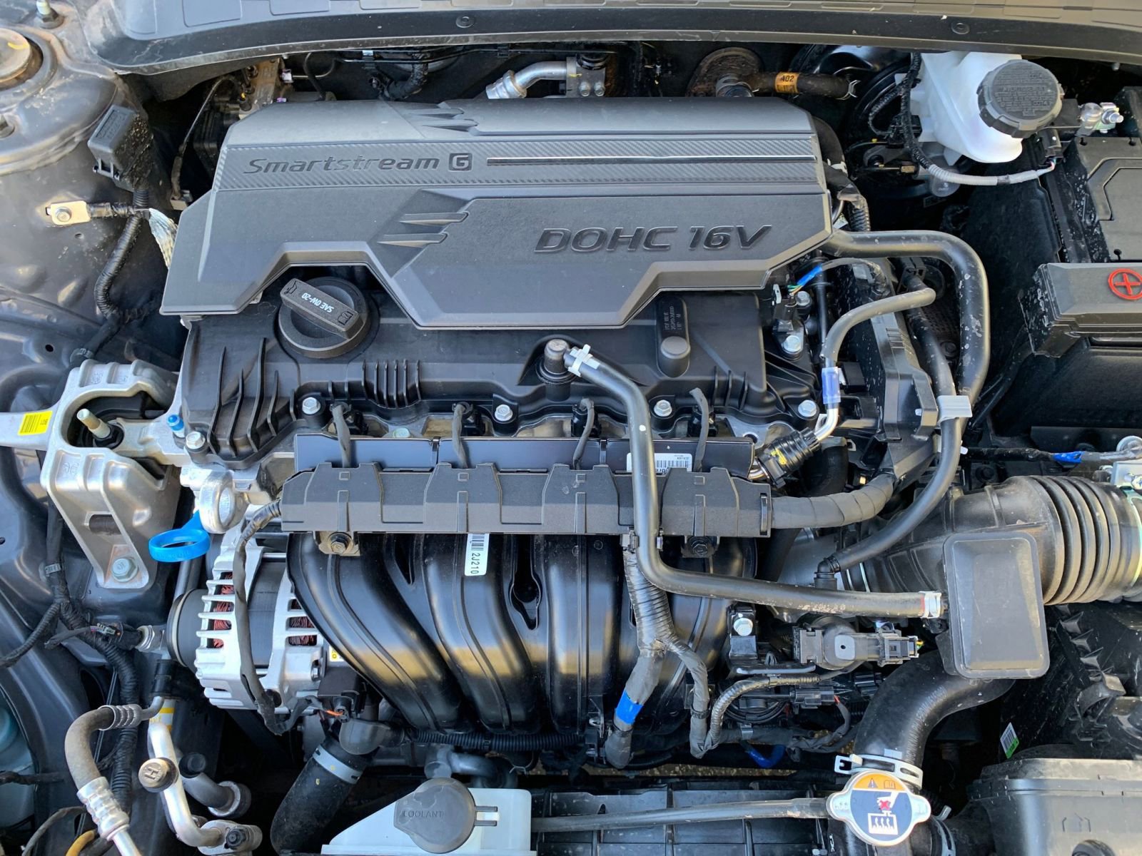 Used 2025 Hyundai Elantra SEL image 30