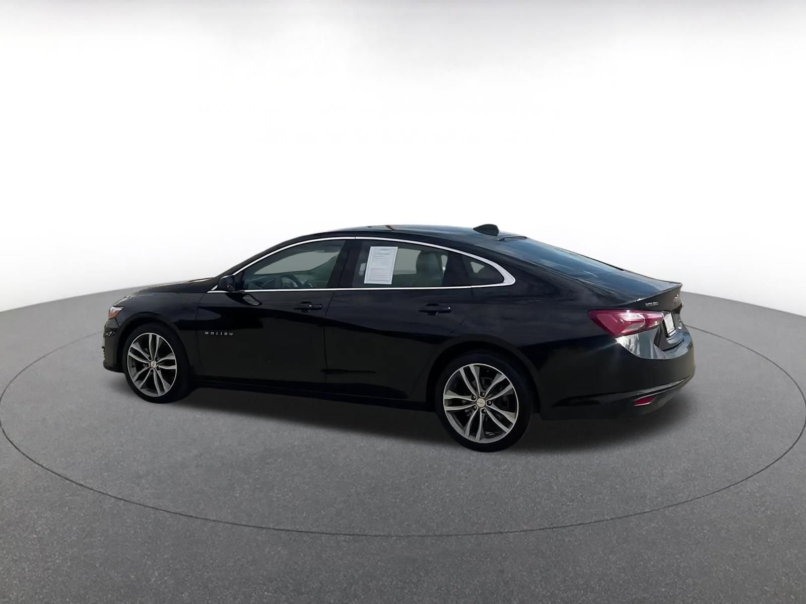 Used 2024 Chevrolet Malibu LT image 10