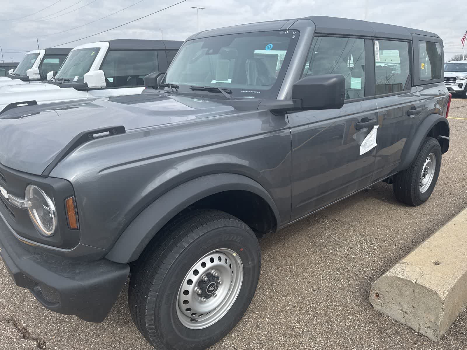 New 2026 Ford Bronco 4-Door AWD/4WD image 23