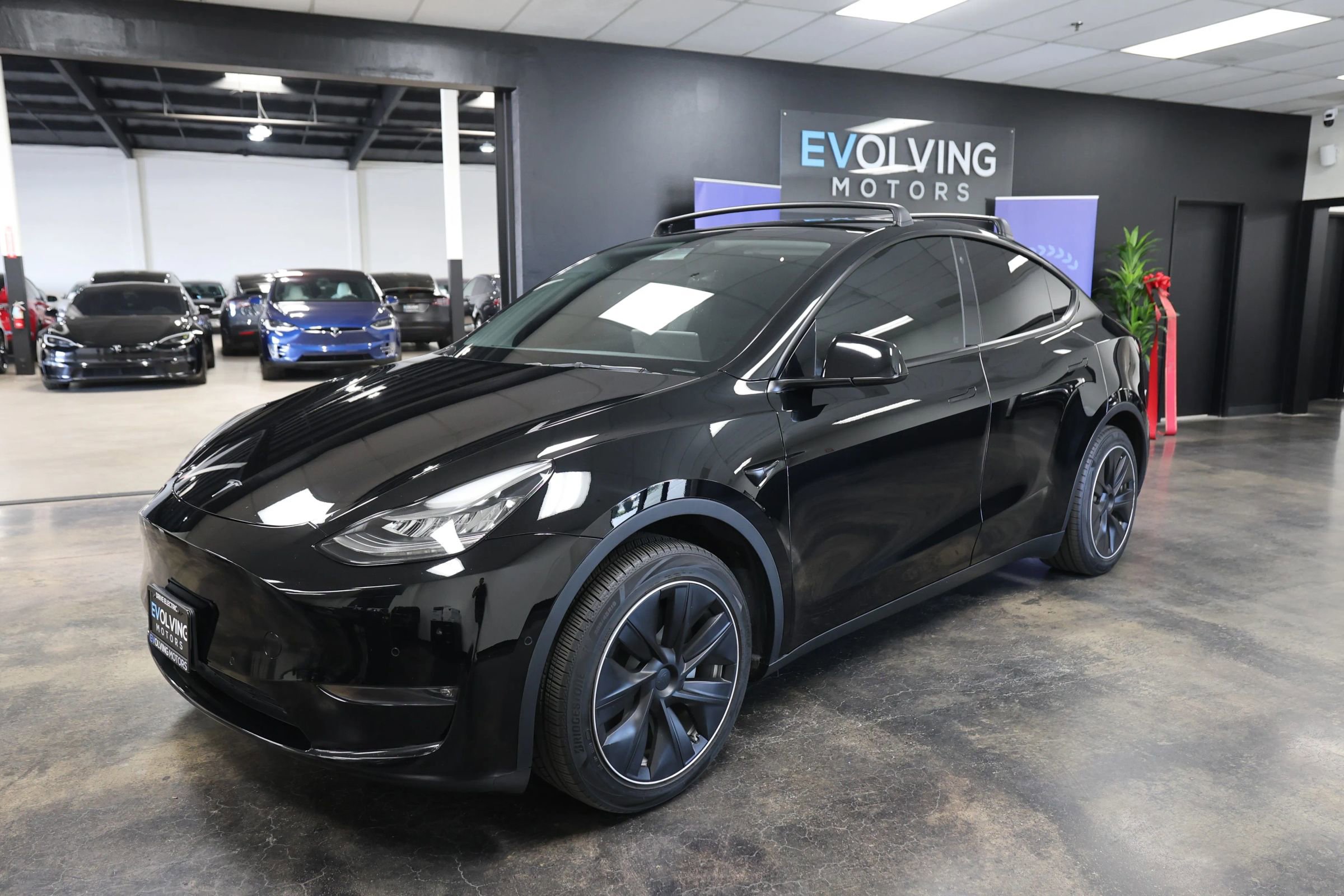 Used 2021 Tesla Model Y Long Range image 5