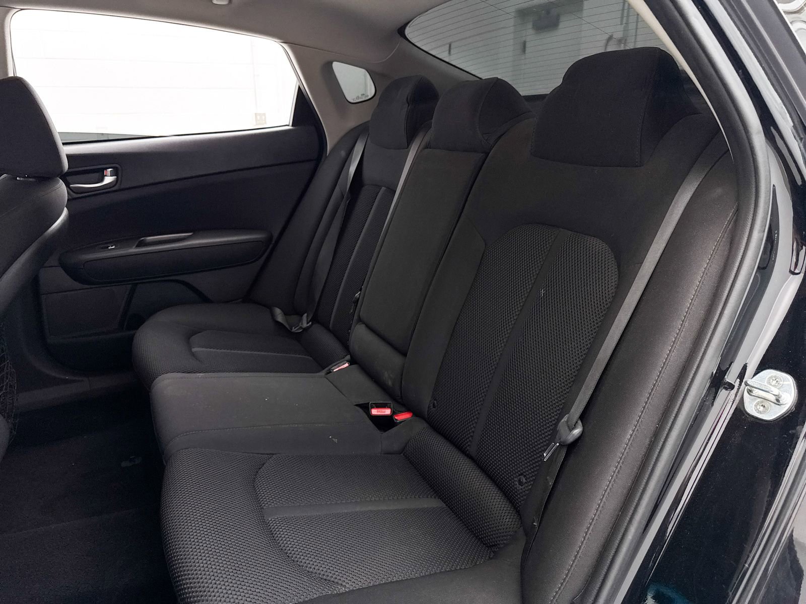 Used 2020 Kia Optima LX image 26