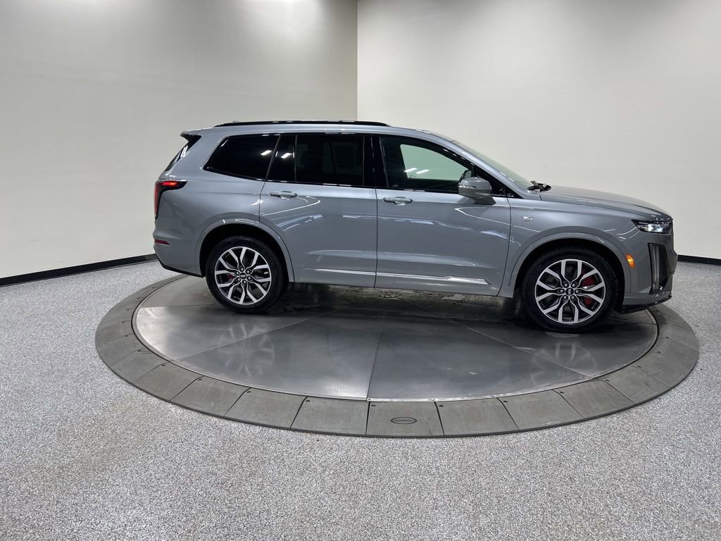 Used 2024 Cadillac XT6 Sport image 5