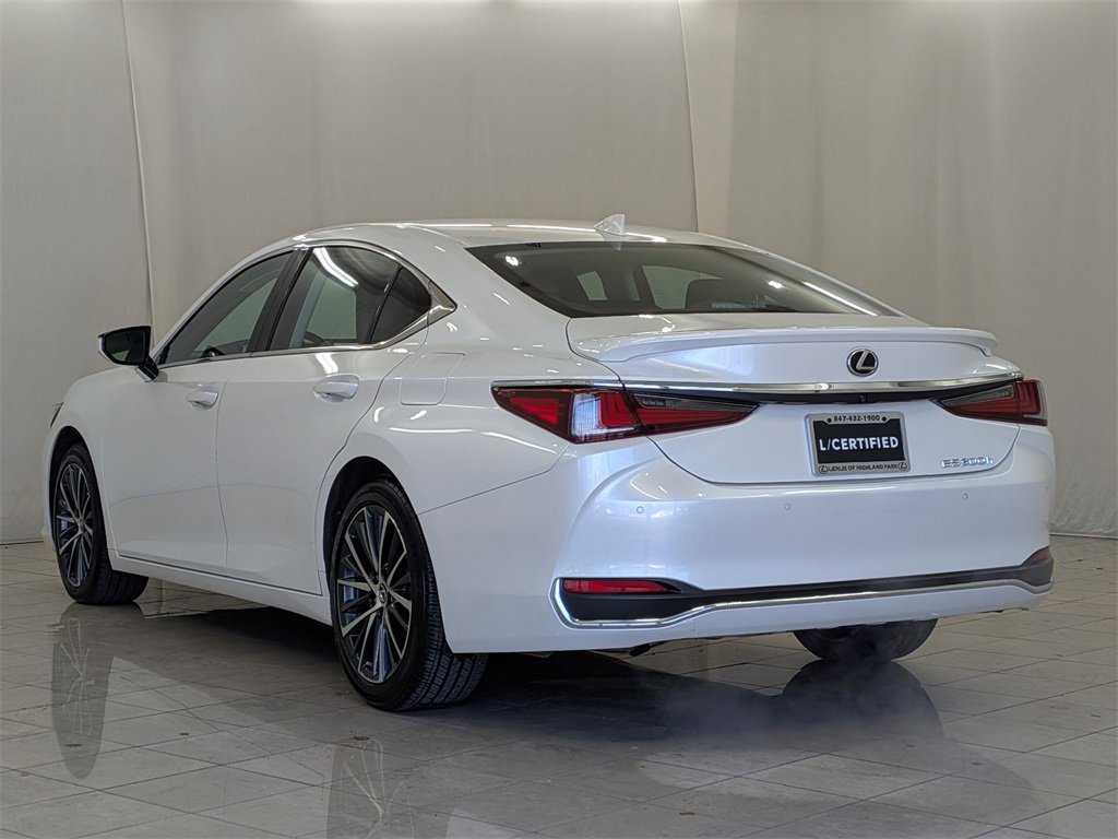 Certified 2024 Lexus ES 300h w/ Premium Package image 6