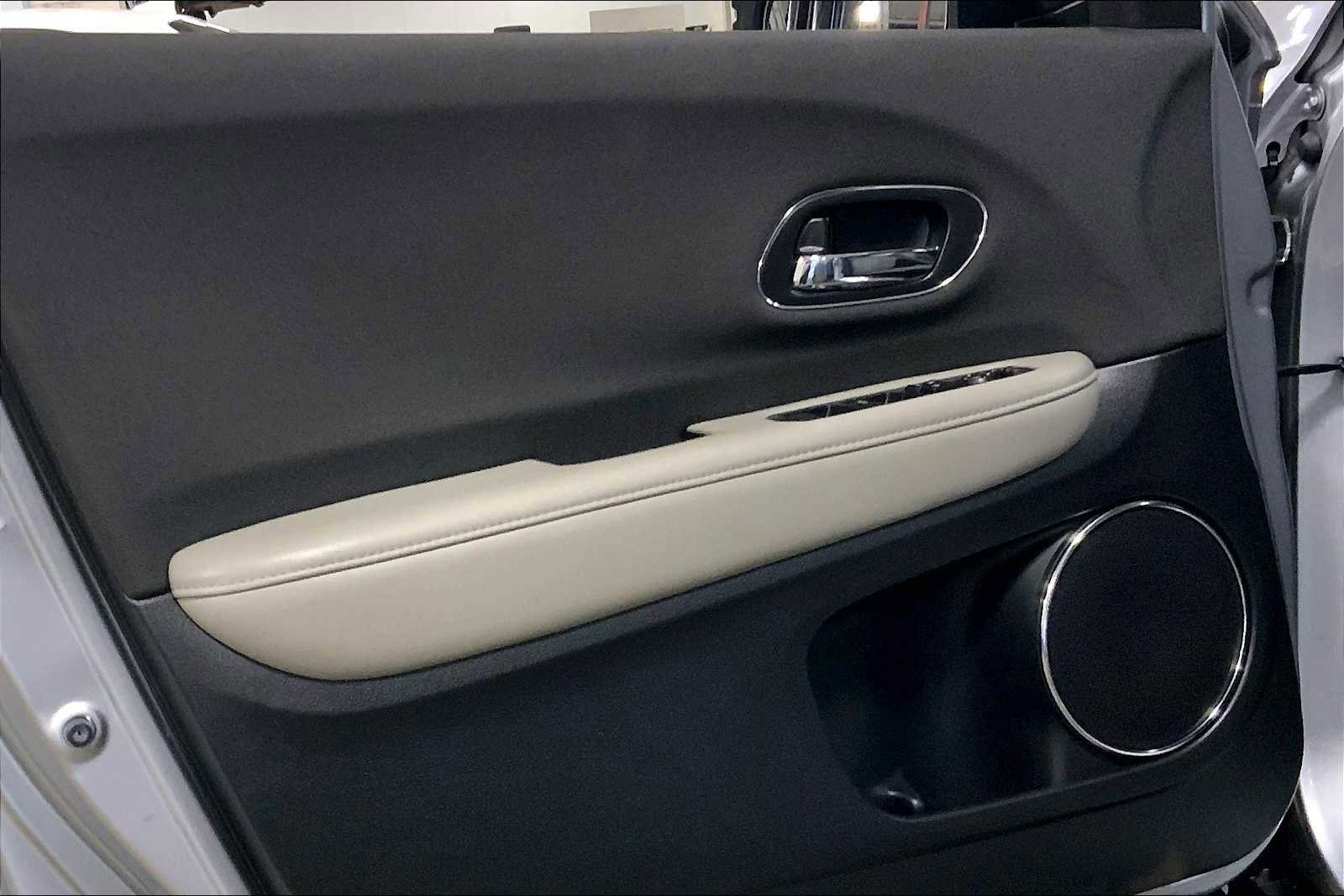 Used 2019 Honda HR-V EX image 22