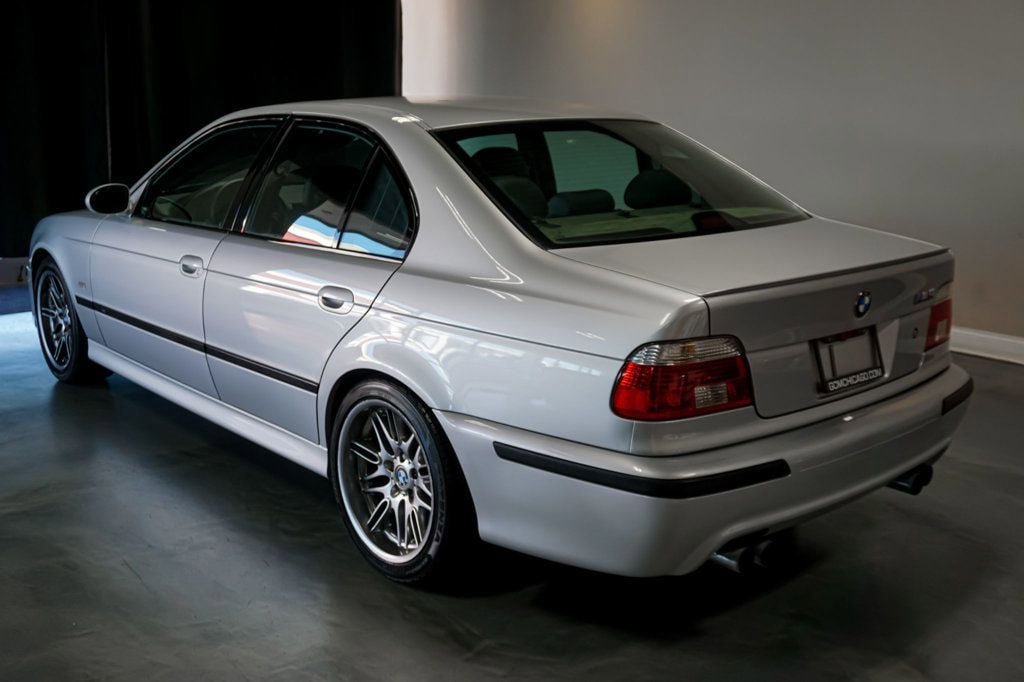 Used 2002 BMW M5 RWD image 30