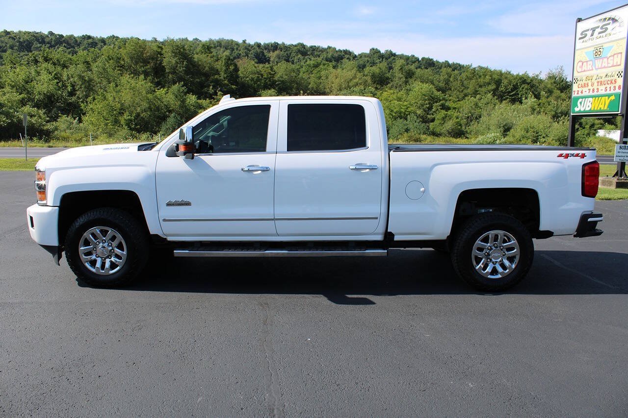 Used 2019 Chevrolet Silverado 3500 High Country w/ Duramax Plus Package AWD/4WD image 3
