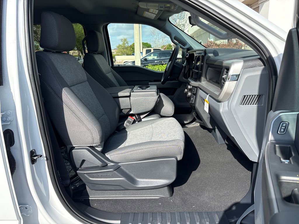 New 2026 Ford F250 XL w/ STX Appearance Package AWD/4WD image 5