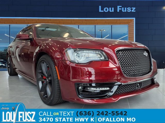 Used 2023 Chrysler 300 C
