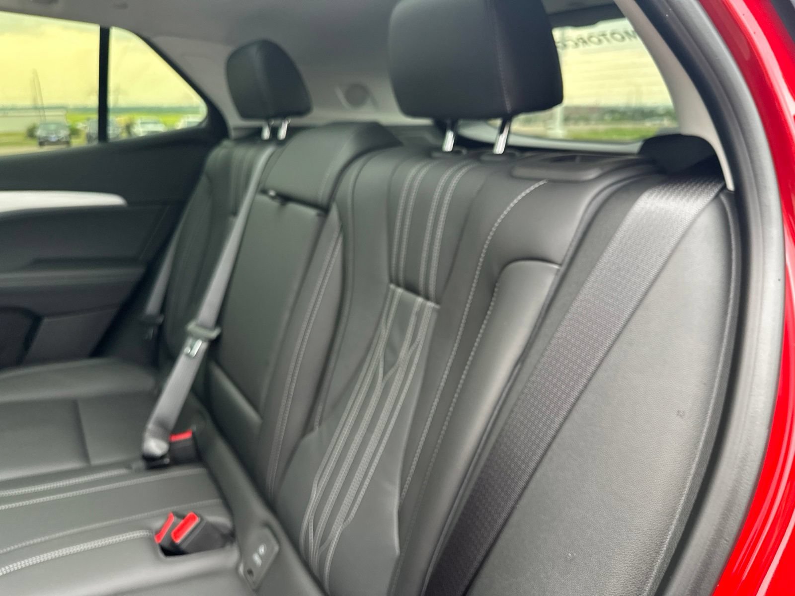 Used 2026 Buick Envision Avenir AWD/4WD image 24