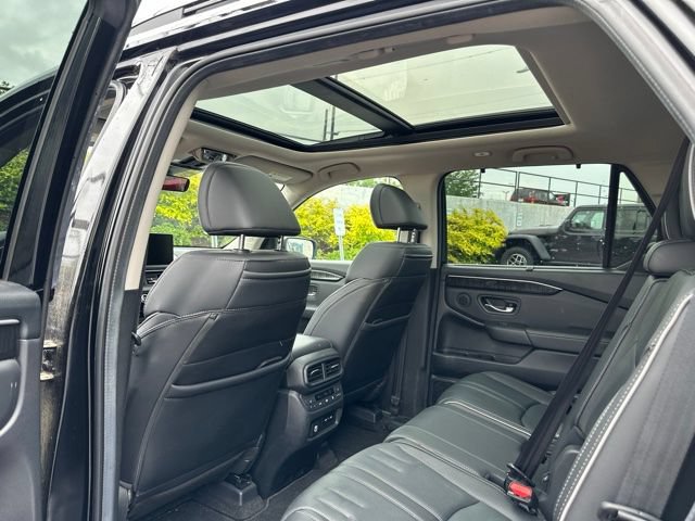 Used 2024 Honda Pilot Elite image 7