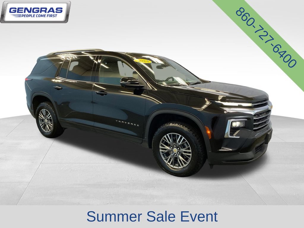 Used 2024 Chevrolet Traverse LT w/ Trailering Package AWD/4WD image 8