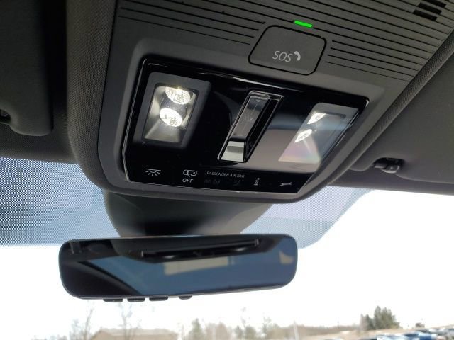 Used 2023 Volkswagen ID.4 Pro S Plus image 18