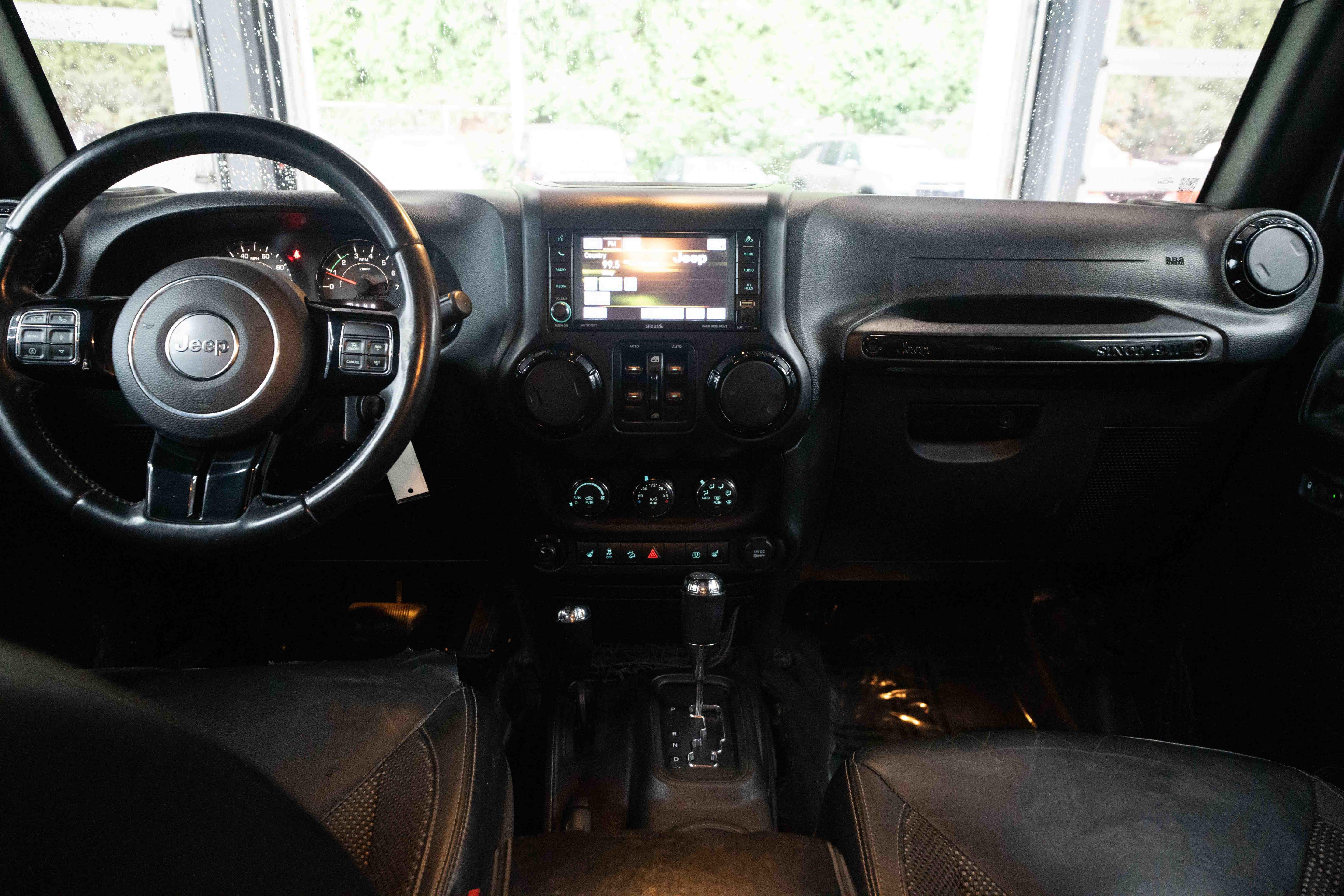 Used 2016 Jeep Wrangler Unlimited Sahara AWD/4WD image 20