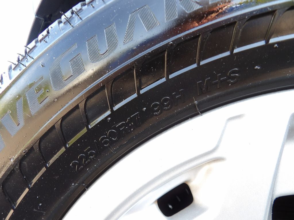 Used 2020 Subaru Forester w/ Alloy Wheel Package AWD/4WD image 23