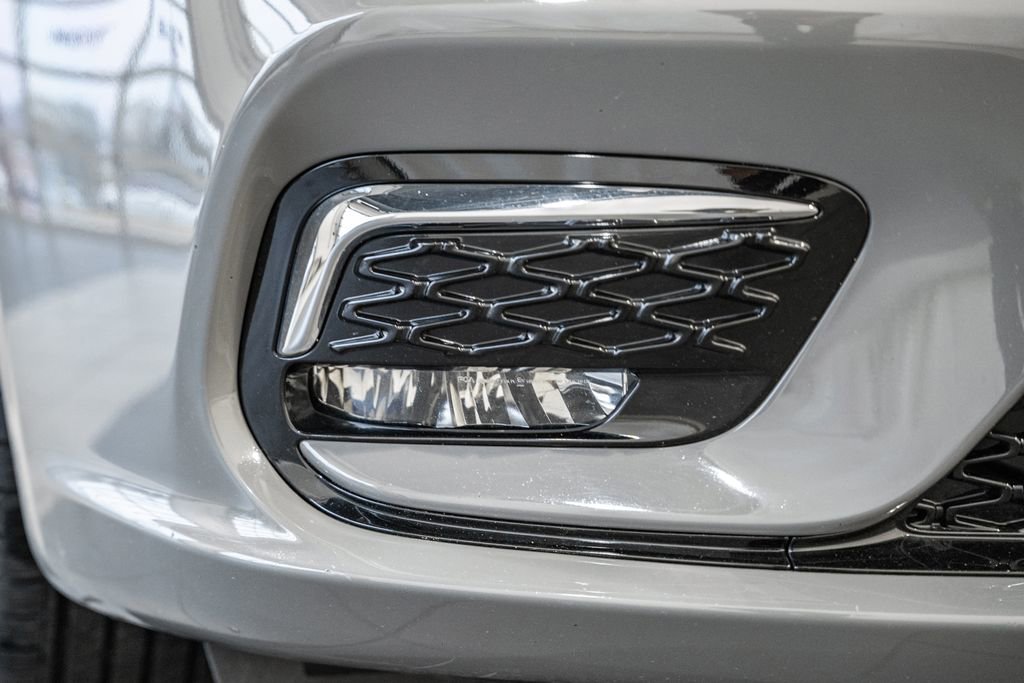 Used 2025 Chrysler Pacifica Select FWD image 15