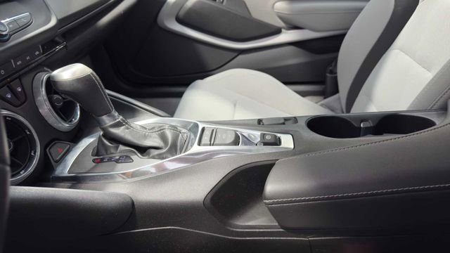 Used 2019 Chevrolet Camaro LT RWD image 30