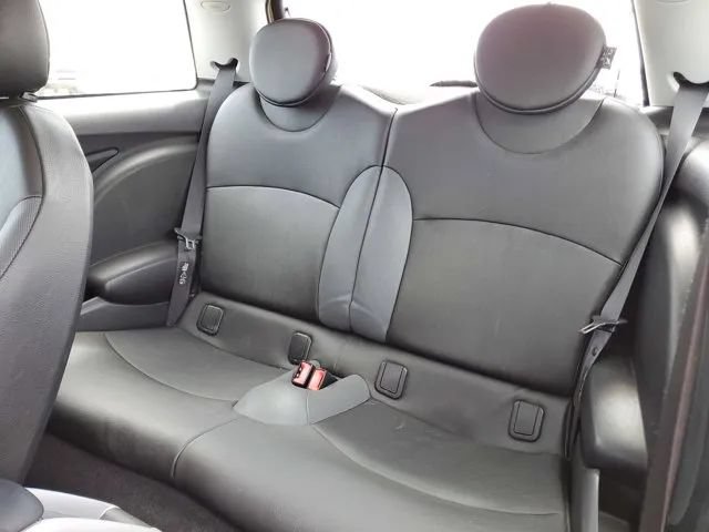 Used 2009 MINI Cooper Hardtop FWD image 12