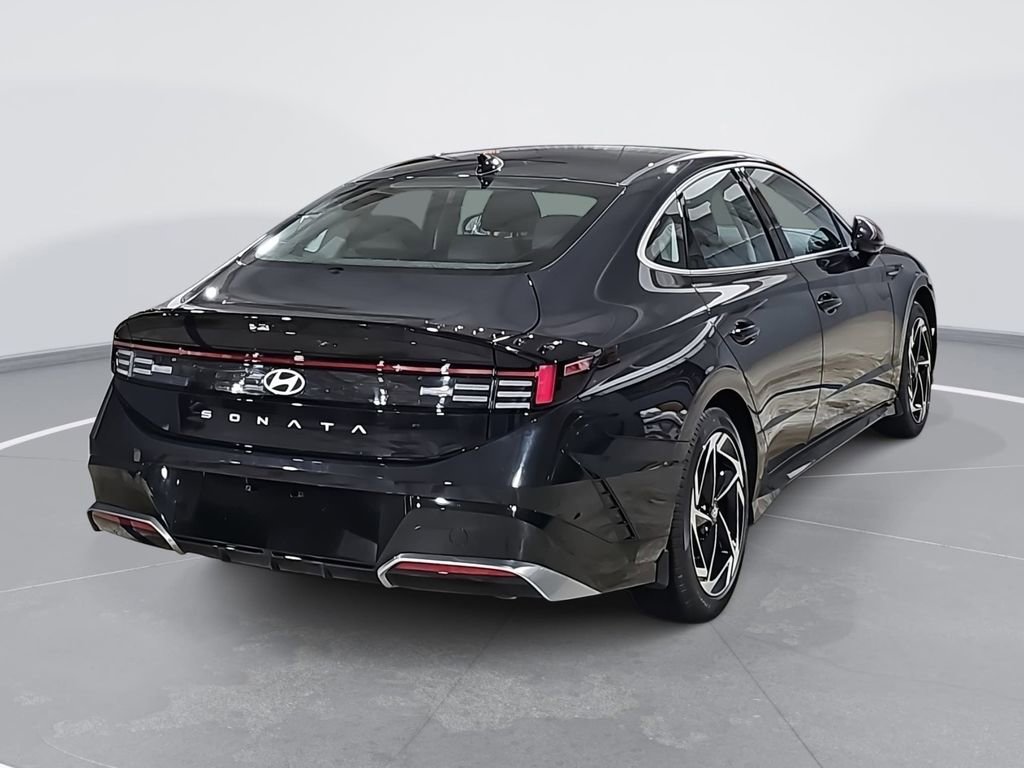 New 2026 Hyundai Sonata SEL FWD image 5