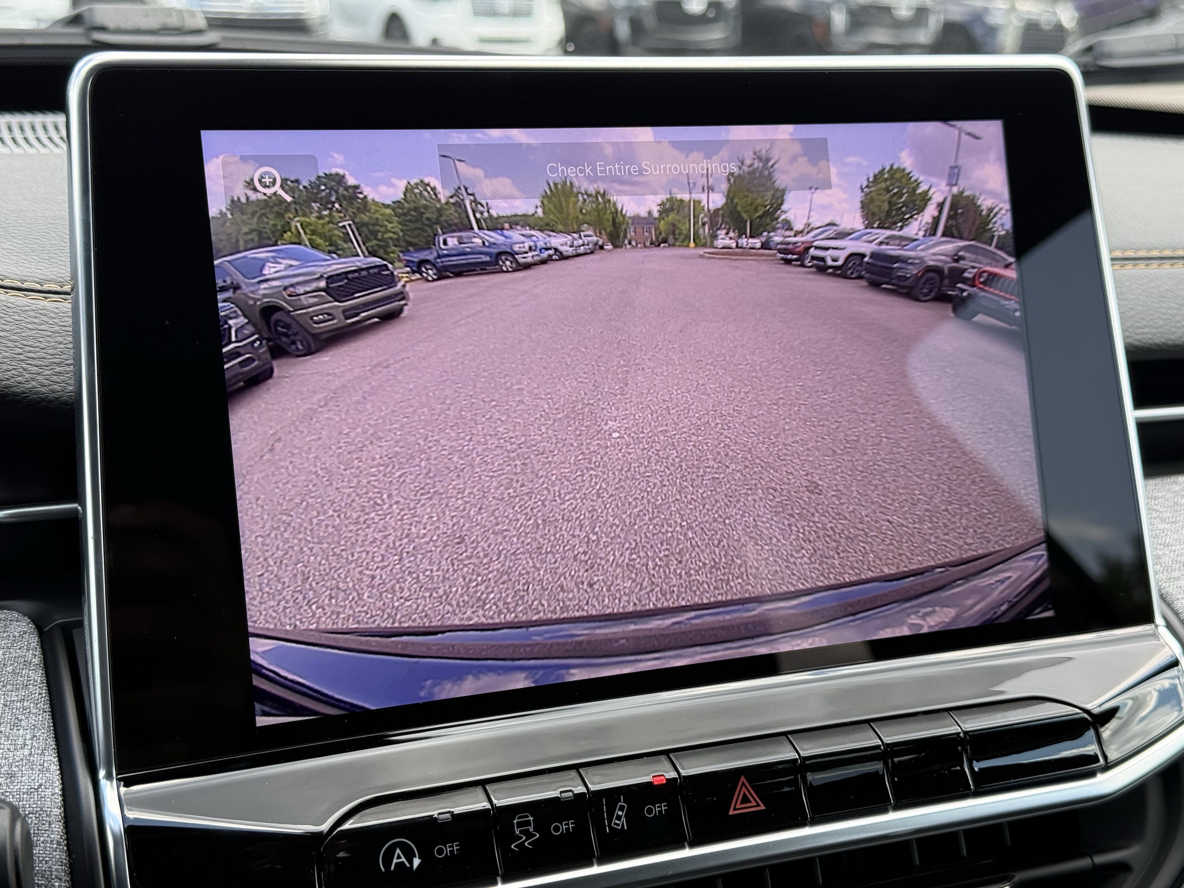 New 2026 Jeep Compass Latitude AWD/4WD image 24