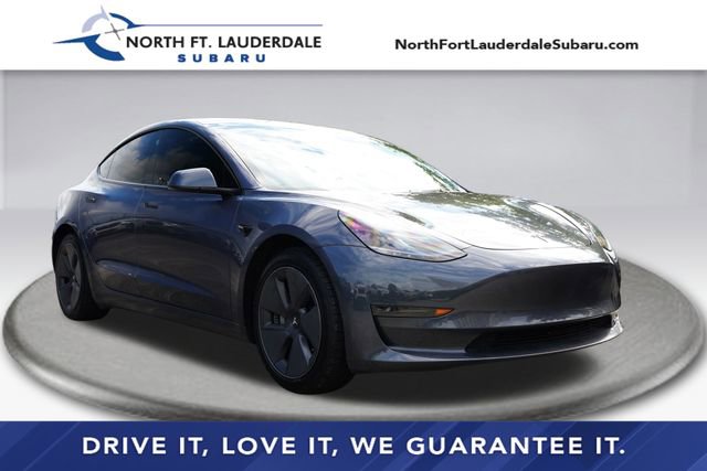 Used 2023 Tesla Model 3 Standard Range RWD image 1