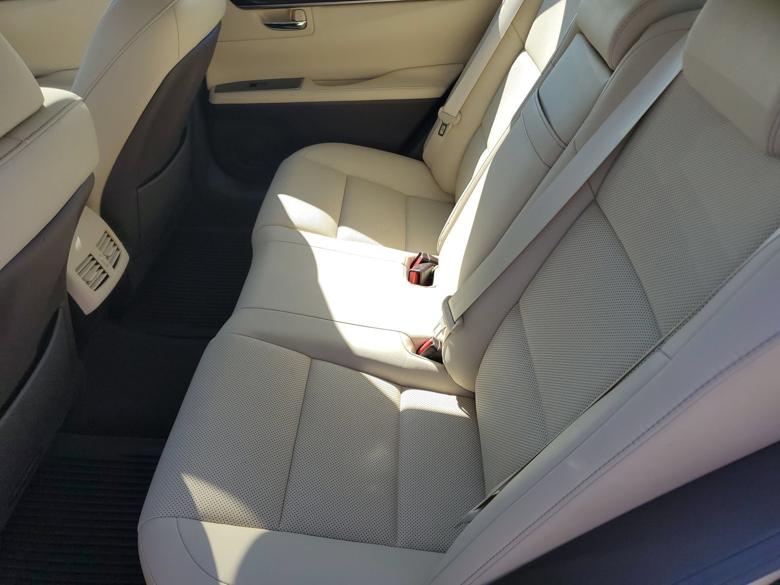 Used 2017 Lexus ES 350 w/ Premium Package FWD image 12