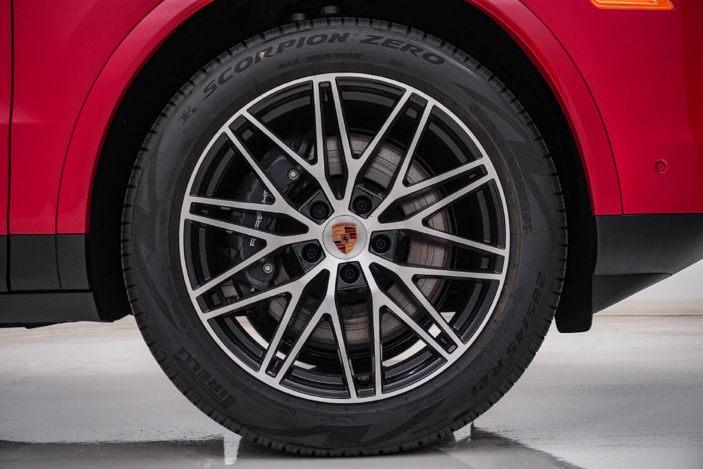 New 2026 Porsche Cayenne AWD/4WD image 10