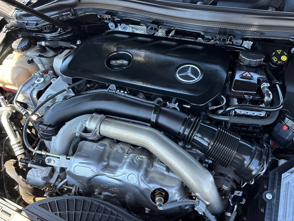 Used 2025 Mercedes-Benz GLA 250 image 28