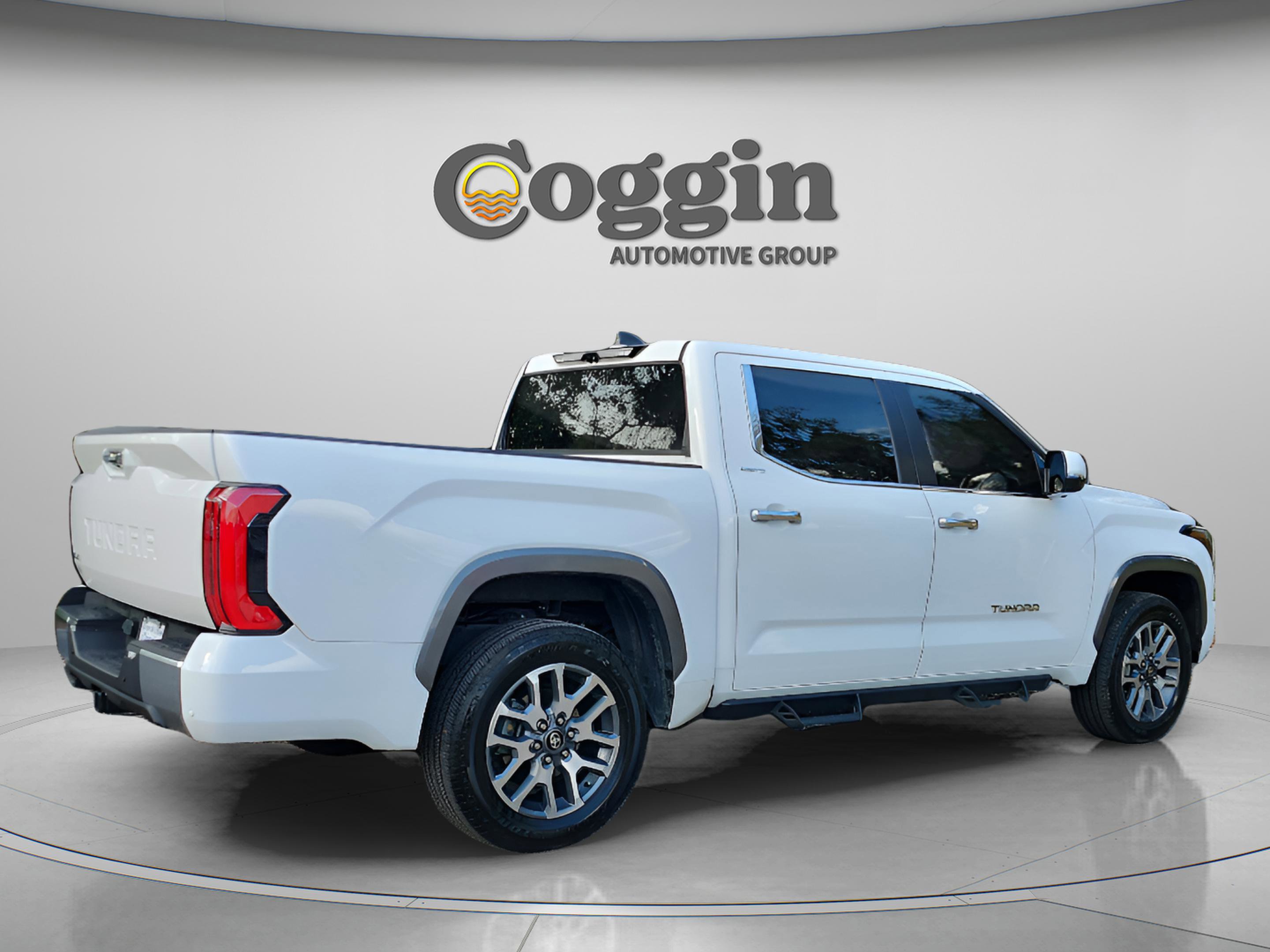 Used 2024 Toyota Tundra Limited image 5